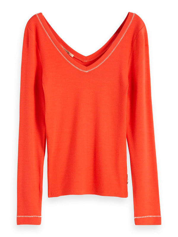 Long Sleeved V-Neck Fitted Tee